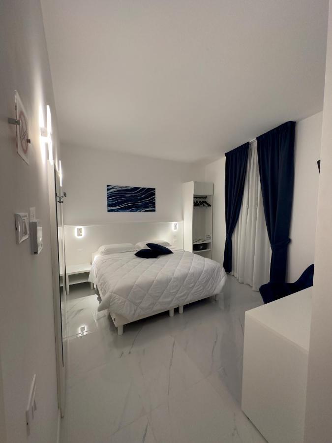 Hotel Smart Cruise Civitavecchia Exterior foto
