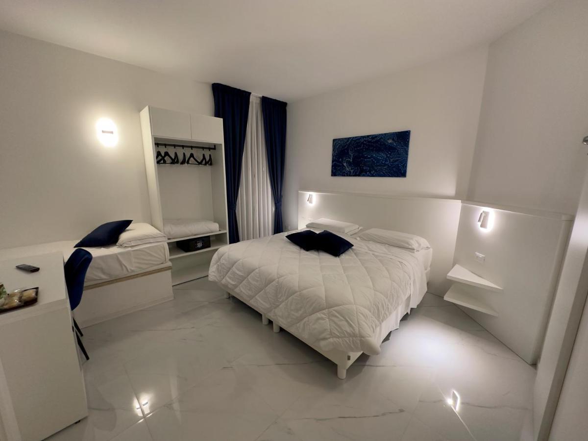 Hotel Smart Cruise Civitavecchia Exterior foto